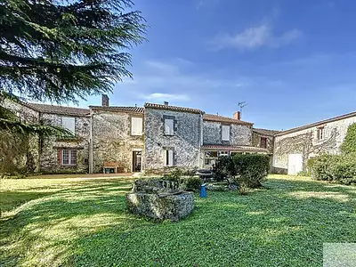 Maison, 232,6 m²