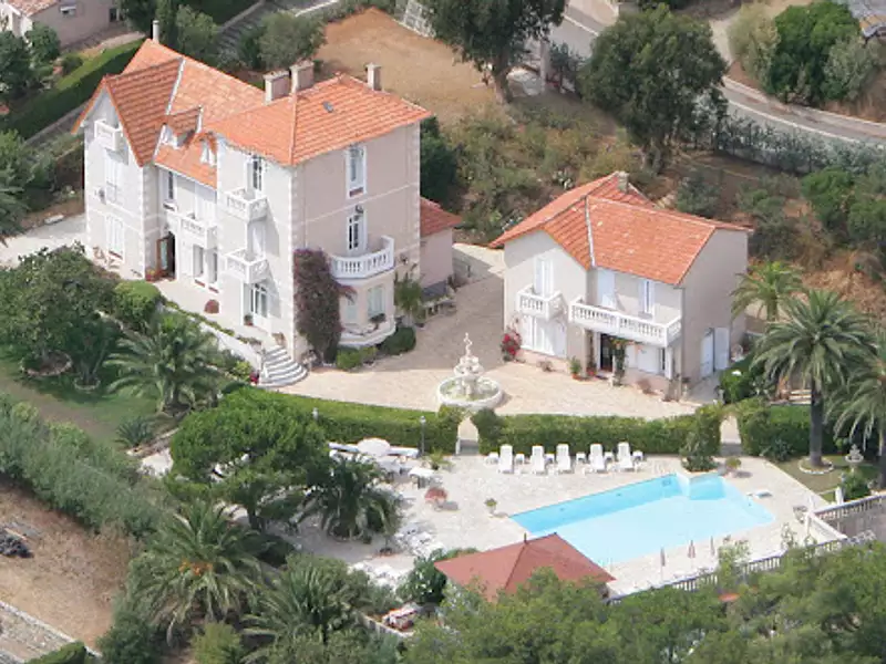 Divers, 850 m²