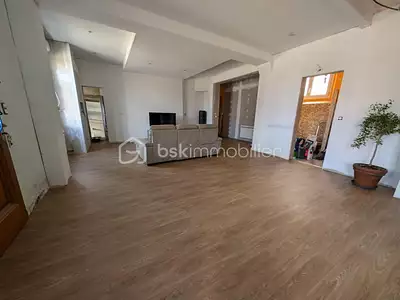 Maison, 238 m²