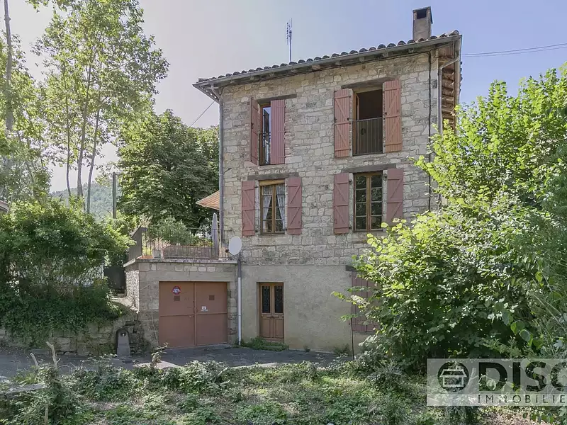 Maison, 174 m²
