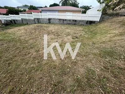 Terrain, 451 m²