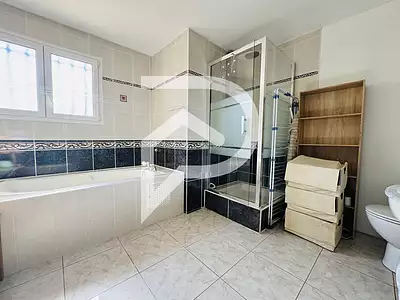 Maison, 160 m²