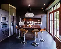 Maison, 748 m²
