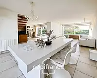 Maison, 192 m²