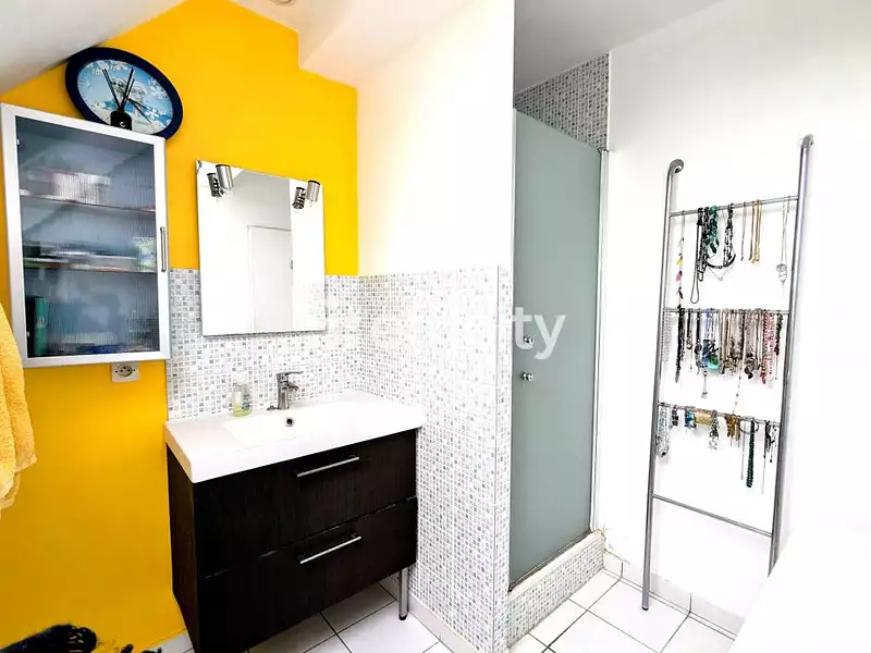Maison, 115 m²