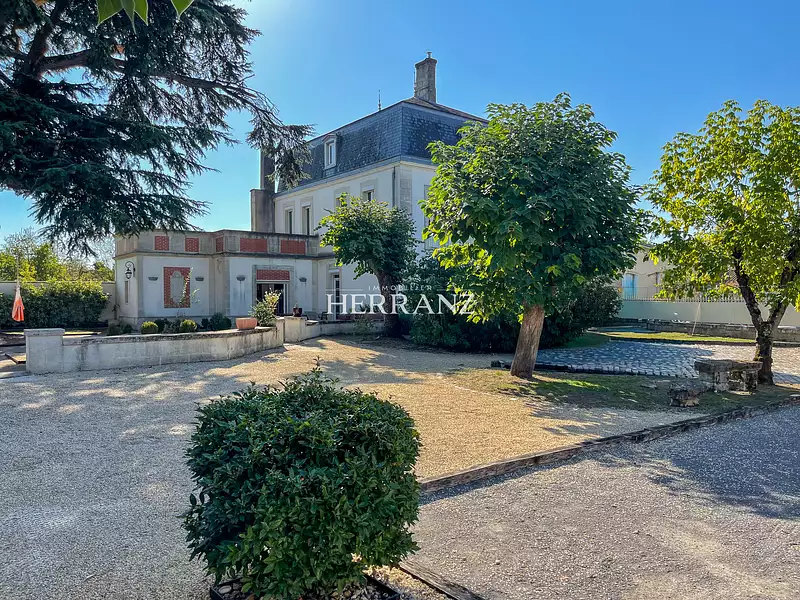 Maison, 260 m²