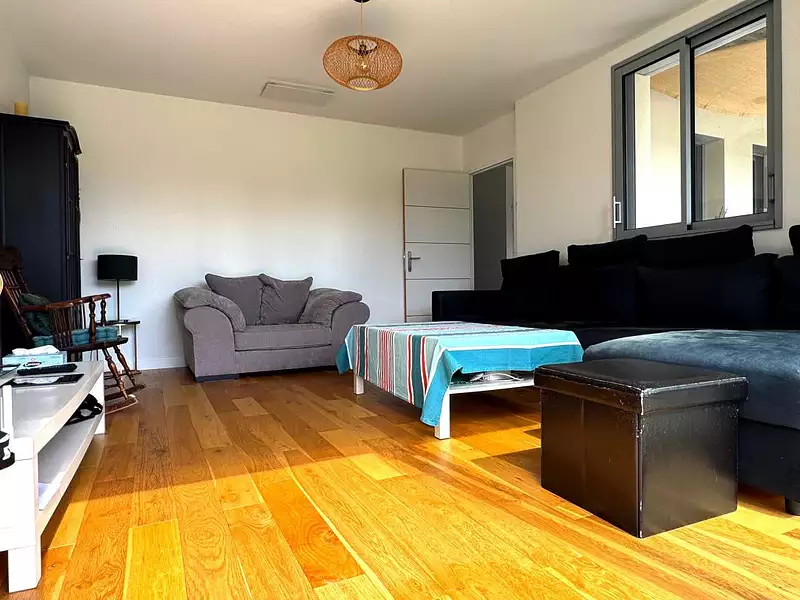 Maison, 220 m²