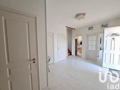Maison, 185 m²