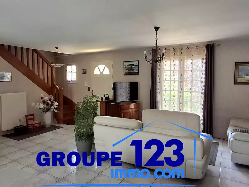 Maison, 172 m²
