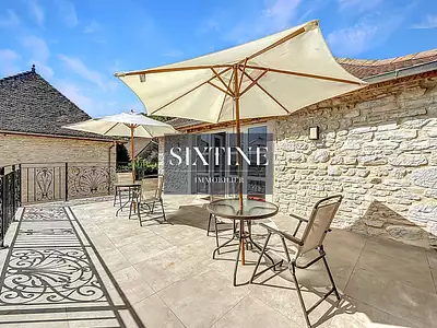 Maison, 692 m²