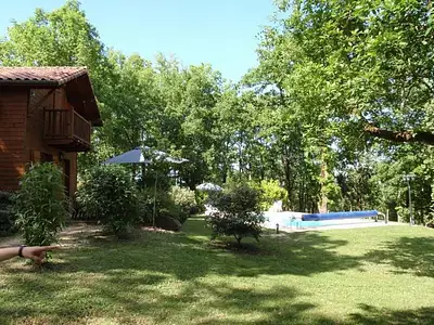 Maison, 596 m²