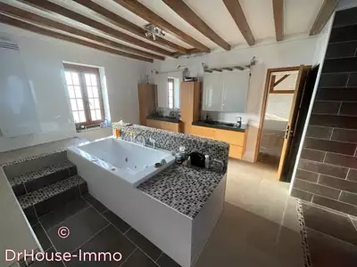 Maison, 275 m²
