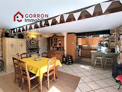 Maison, 277 m²