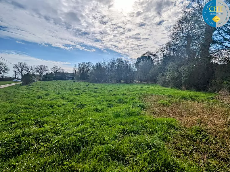 Terrain, 2 135 m²