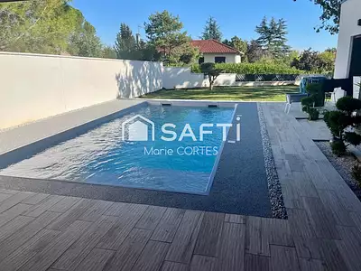 Maison, 164 m²