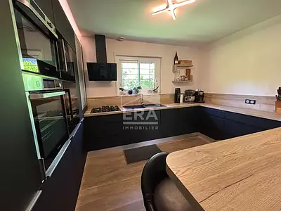 Maison, 168 m²
