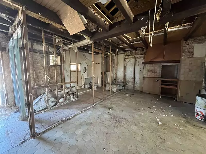 Maison, 180 m²