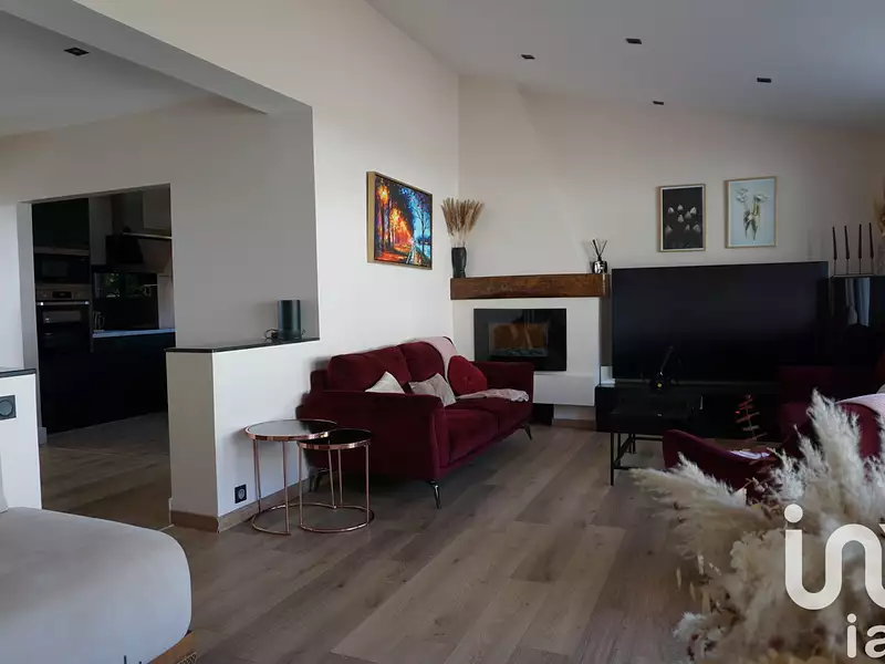 Maison, 180 m²