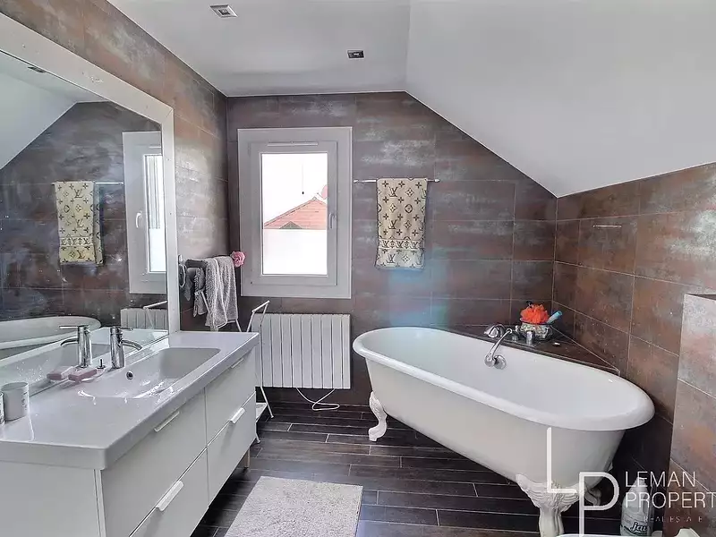 Maison, 145 m²