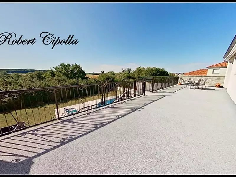 Maison, 185 m²