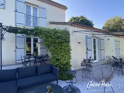 Maison, 183 m²