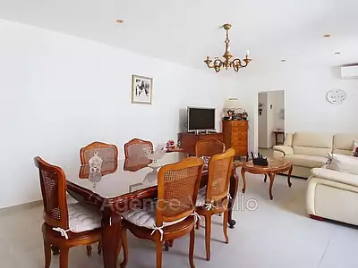 Maison, 99 m²