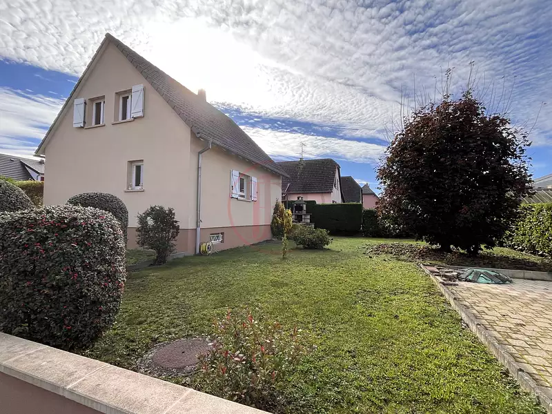 Maison, 93 m²