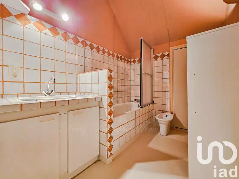 Maison, 296 m²
