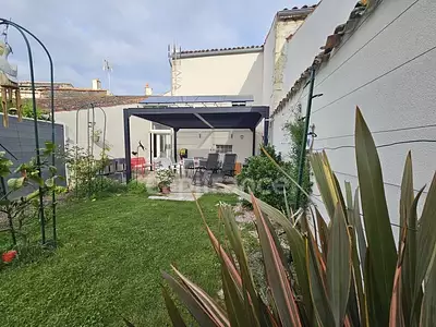 Maison, 93 m²