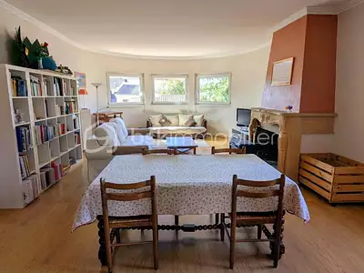 Maison, 276 m²