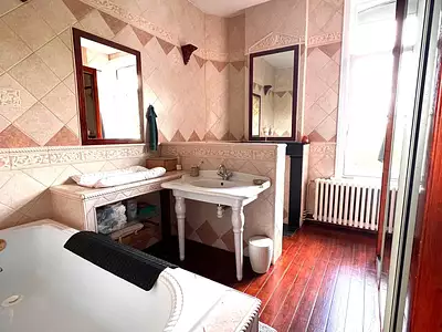 Maison, 180 m²