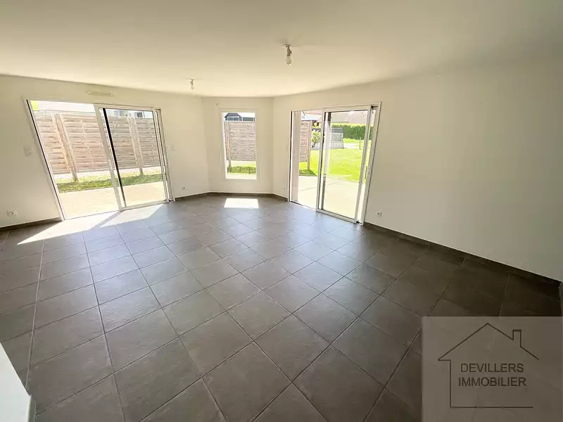 Maison, 99 m²