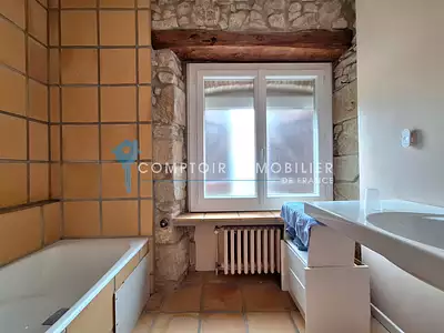Maison, 240 m²