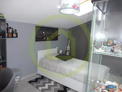 Maison, 215 m²