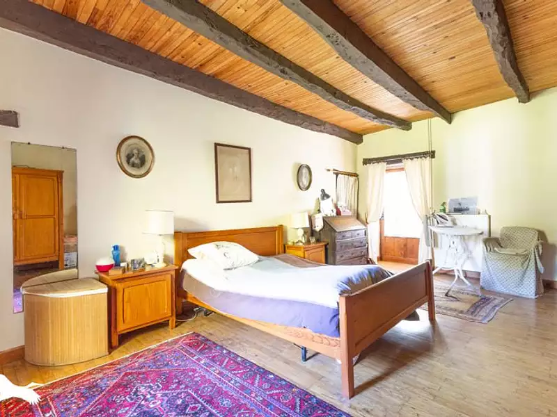 Maison, 196 m²