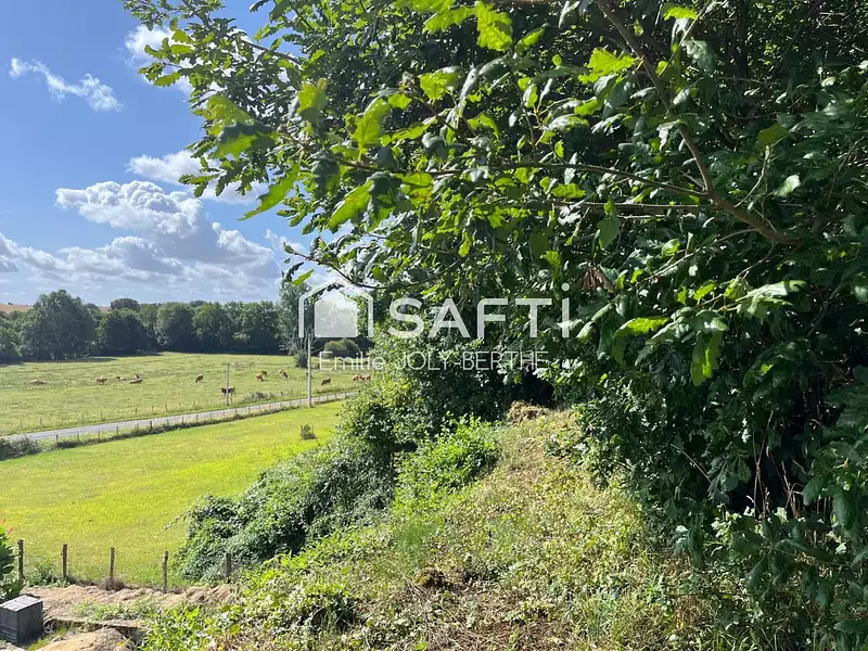 Terrain, 750 m²