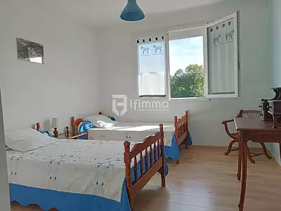 Maison, 242 m²