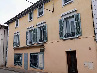 Immeuble, 487 m²
