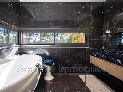 Maison, 400 m²