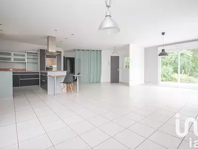 Maison, 175 m²