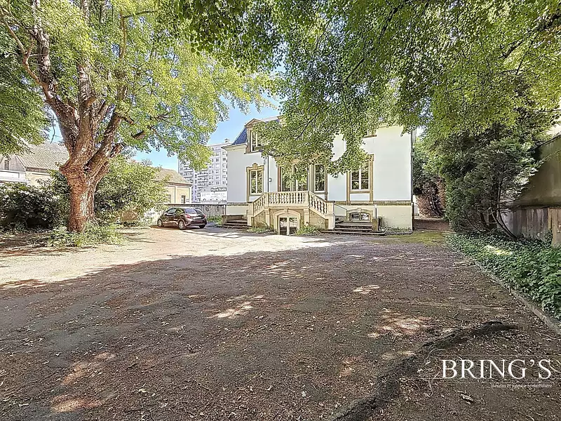 Maison, 260 m²
