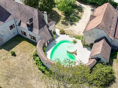 Maison, 230 m²