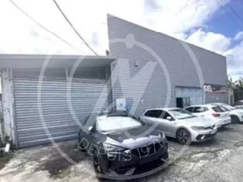 Divers, 675 m²