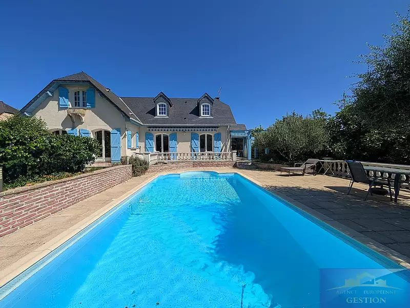 Maison, 121 m²
