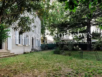 Maison, 400 m²