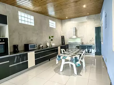Maison, 200 m²