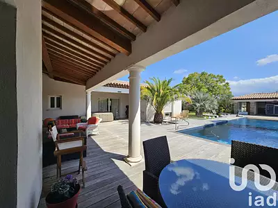 Maison, 207 m²