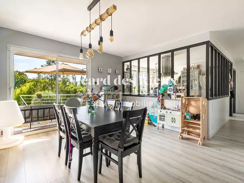 Maison, 117 m²