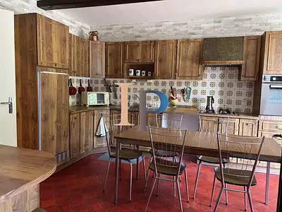 Maison, 181 m²