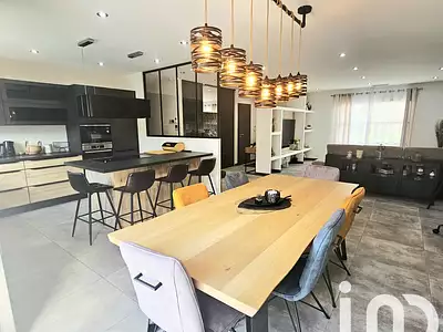 Maison, 115 m²